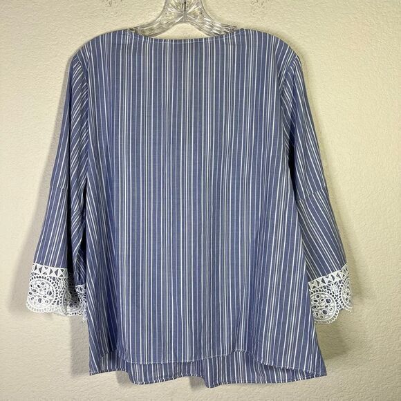 A New Approach Women's Blue White Striped‎ Tie Neck 3/4 Sleeve Blouse Size Large - Picture 6 of 7